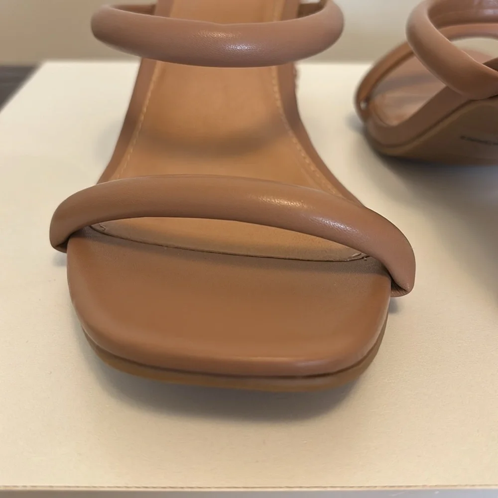 Dolce Vita Tan Heels Modern Minimalist Design